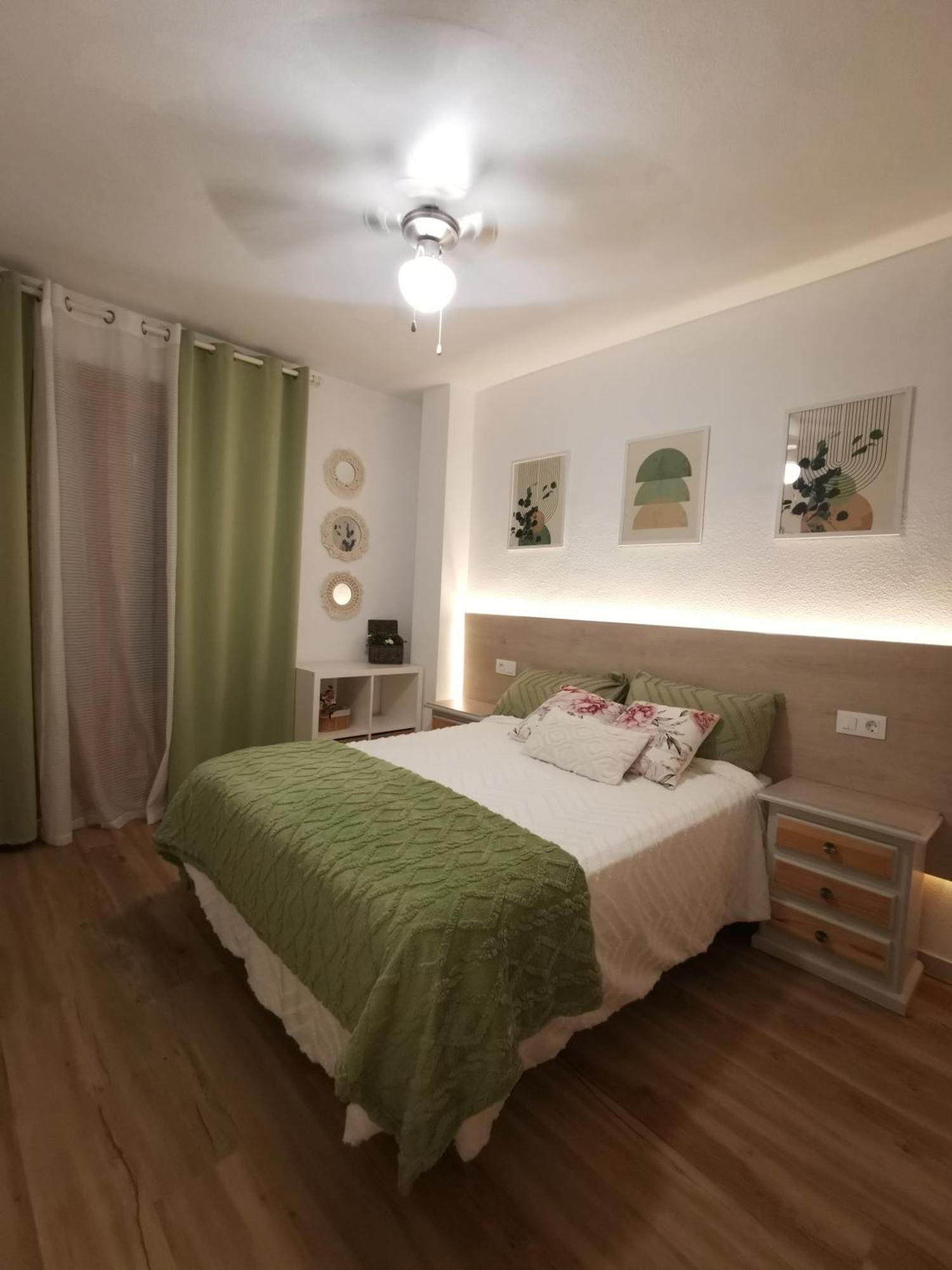 Apartmán Costamar Playa Arenales Del Sol Exteriér fotografie